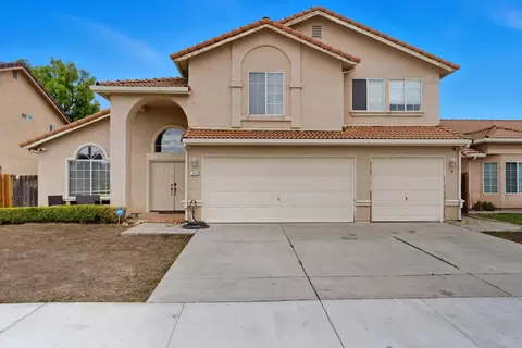 1950 Parkview Cir, Hollister, CA 95023