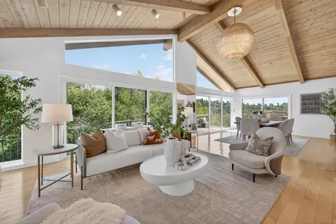 30 Bluebell Ln, Hillsborough, CA 94010