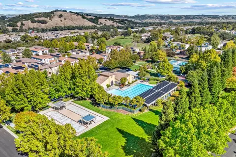 View/Area - 2846 Roundstone Dr, Gilroy, CA 95020 photo 2 of 3