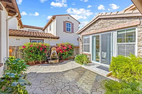 Exterior - 2846 Roundstone Dr, Gilroy, CA 95020 photo 3 of 7