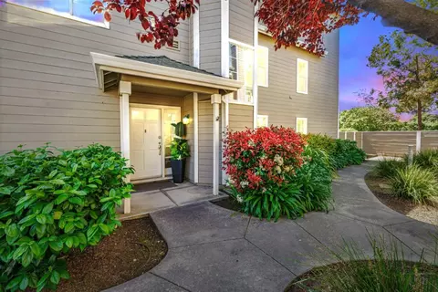 366 Treasure Island Dr, Belmont, CA 94002