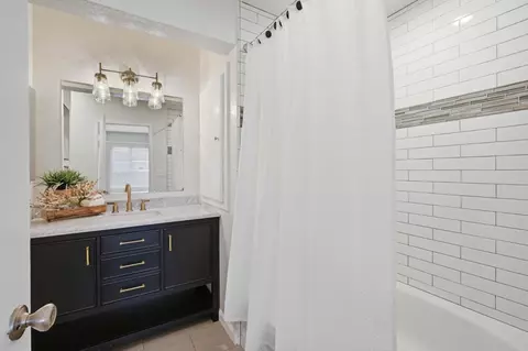 Bath - 283 Perch Way, Aptos, CA 95003 photo 3 of 3