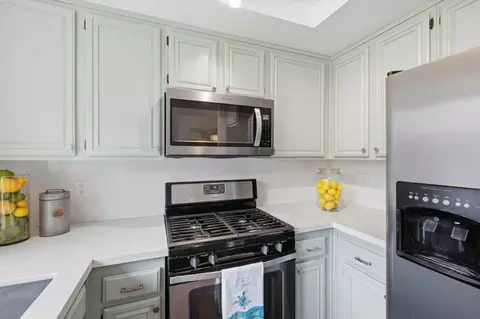 Kitchen - 283 Perch Way, Aptos, CA 95003 photo 2 of 4
