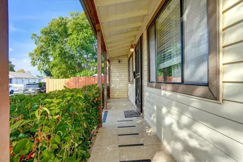 Exterior - 2114 Teakwood St, Vallejo, CA 94591 photo 3 of 7