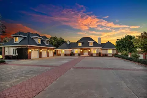 9890 Lantz Dr, Morgan Hill, CA 95037