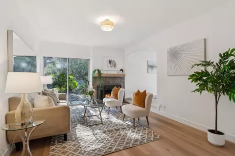 Living - 93 Caribe Isle, Novato, CA 94949 photo 1 of 2