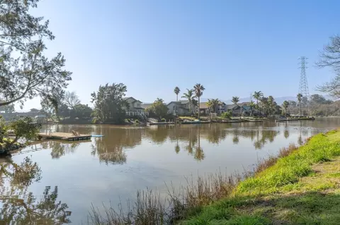 View/Area - 93 Caribe Isle, Novato, CA 94949 photo 1 of 4