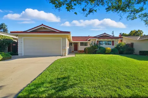 2536 Malaga Dr, San Jose, CA 95125