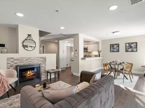 6901 Rodling Dr D, San Jose, CA 95138