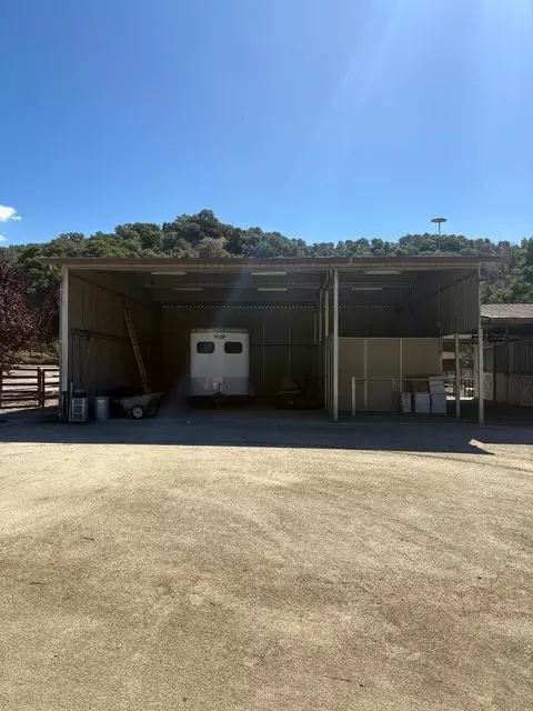Exterior - 529 Corral De Tierra Rd, Salinas, CA 93908 photo 6 of 11