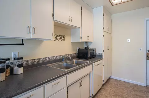 1139 Sherman Dr, Salinas, CA 93907 photo 11