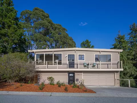Exterior - 538 Cuesta Dr, Aptos, CA 95003 photo 2 of 11