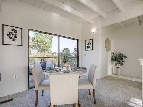 Dining - 538 Cuesta Dr, Aptos, CA 95003 photo 1 of 2