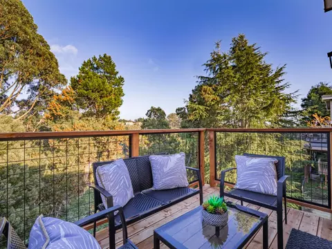 Exterior - 538 Cuesta Dr, Aptos, CA 95003 photo 7 of 11