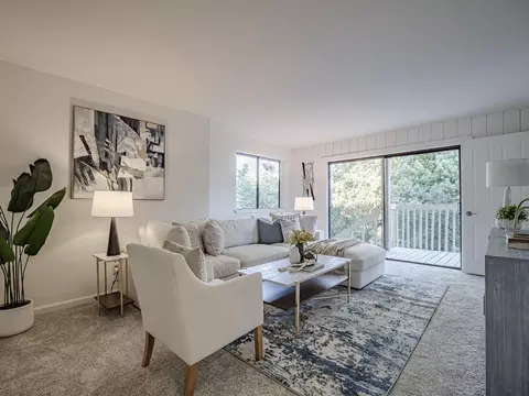 Living - 538 Cuesta Dr, Aptos, CA 95003 photo 4 of 6