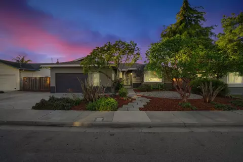 2119 Burr Ct, Santa Cruz, CA 95062