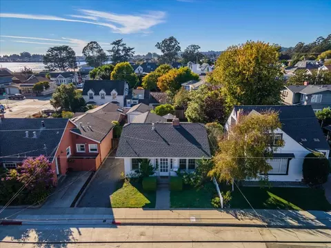 207 2nd Ave, Santa Cruz, CA 95062