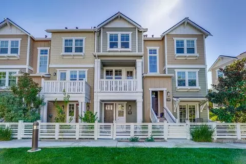 2045 Atlas Loop, Mountain View, CA 94043