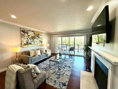 1031 Cherry Ave 20, San Bruno, CA 94066