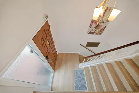 Entry Way - 1331 Aspen Dr, Pacifica, CA 94044 photo 2 of 8