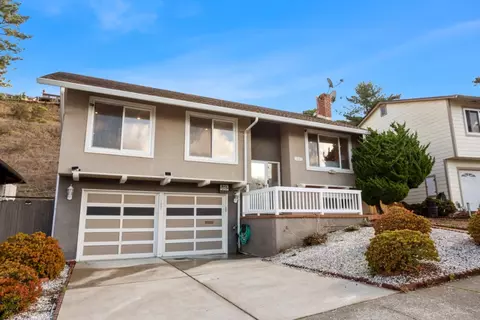 Exterior - 1331 Aspen Dr, Pacifica, CA 94044 photo 5 of 7