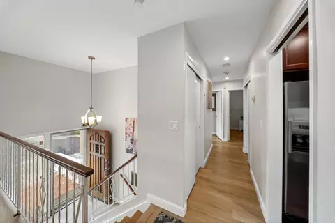 Entry Way - 1331 Aspen Dr, Pacifica, CA 94044 photo 7 of 8