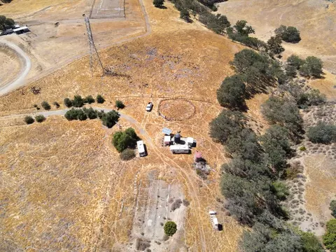 19967 Panoche Rd, Paicines, CA 95043