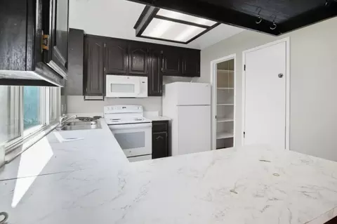 Kitchen - 2386 Baltic Ct, Fairfield, CA 94533 photo 2 of 2