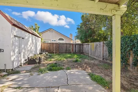 Exterior - 2386 Baltic Ct, Fairfield, CA 94533 photo 1 of 2