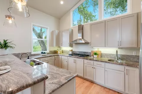 Kitchen - 8 Cresta Way, La Selva Beach, CA 95076 photo 5 of 8