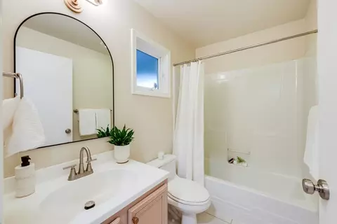 Bath - 8 Cresta Way, La Selva Beach, CA 95076 photo 3 of 3
