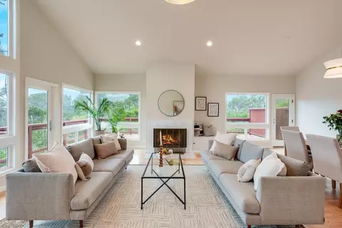Living - 8 Cresta Way, La Selva Beach, CA 95076 photo 2 of 7