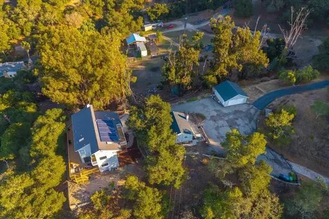266 San Benancio Canyon Rd, Salinas, CA 93908