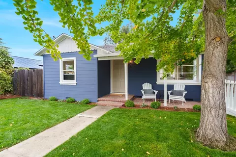 130 Darwin St, Santa Cruz, CA 95062