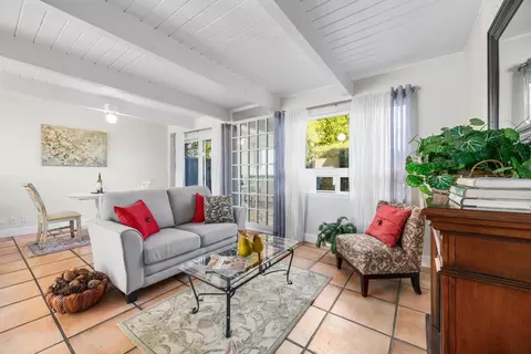 180 Dakota Ave D, Santa Cruz, CA 95060