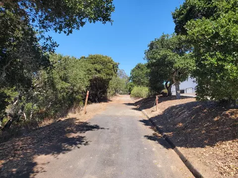 19705 Moonglow Rd, Salinas, CA 93907 photo 3