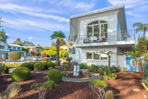 Exterior - 433 Seaview Dr, Aptos, CA 95003 photo 4 of 12