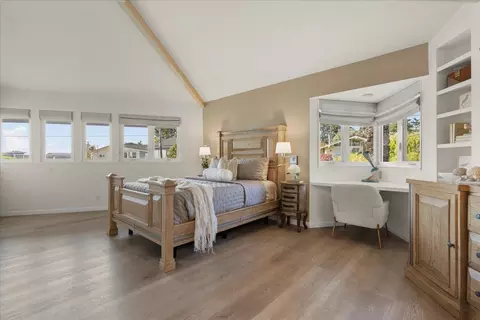 Bedroom - 433 Seaview Dr, Aptos, CA 95003 photo 1 of 6