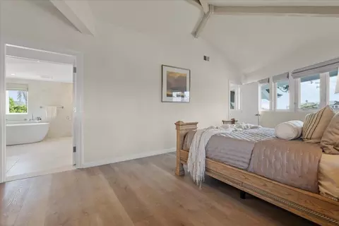Bedroom - 433 Seaview Dr, Aptos, CA 95003 photo 3 of 6