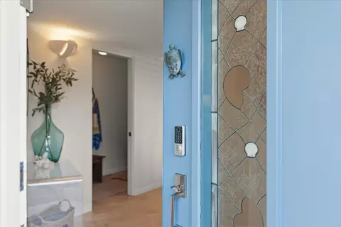 Entry Way - 433 Seaview Dr, Aptos, CA 95003 photo 1 of 2