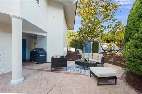 Exterior - 433 Seaview Dr, Aptos, CA 95003 photo 8 of 12