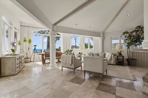 Living - 433 Seaview Dr, Aptos, CA 95003 photo 1 of 6
