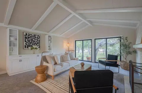 52 Country Clb, Pacific Grove, CA 93950