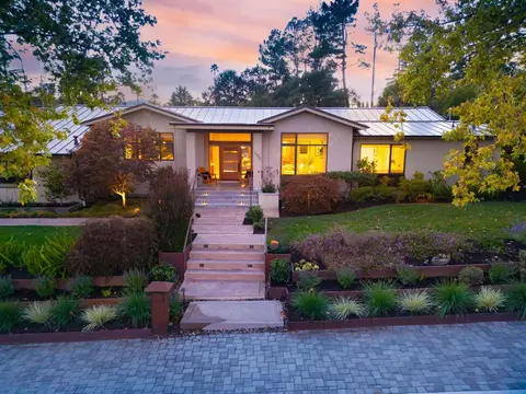 1485 Oak Rim Dr, Hillsborough, CA 94010