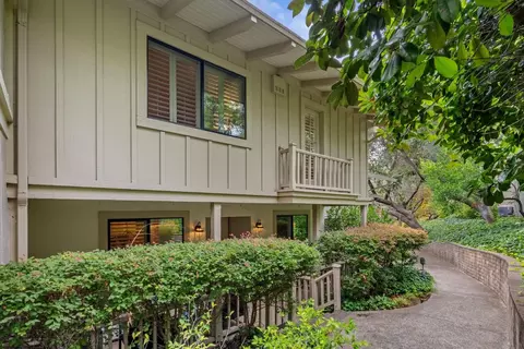 14676 Wild Berry Ln, Saratoga, CA 95070
