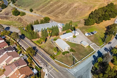 View/Area - 1995 Old Calaveras Rd, Milpitas, CA 95035 photo 6 of 9