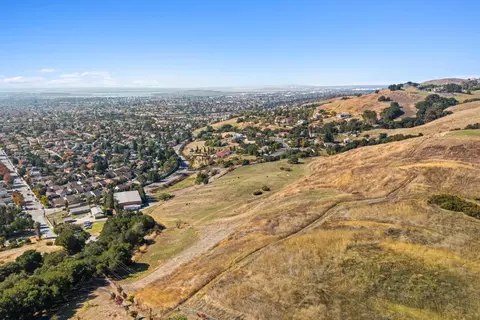 View/Area - 1995 Old Calaveras Rd, Milpitas, CA 95035 photo 2 of 9