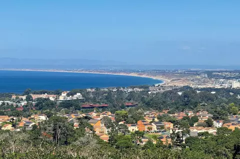 23800 Fairfield Pl, Carmel, CA 93923