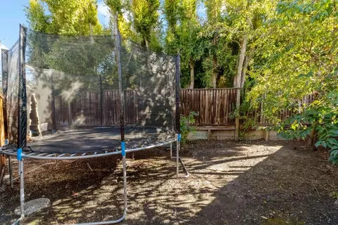 Exterior - 294 Rosado Rd, Fremont, CA 94539 photo 5 of 8