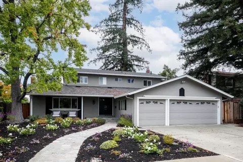 2721 Fairbrook Dr, Mountain View, CA 94040